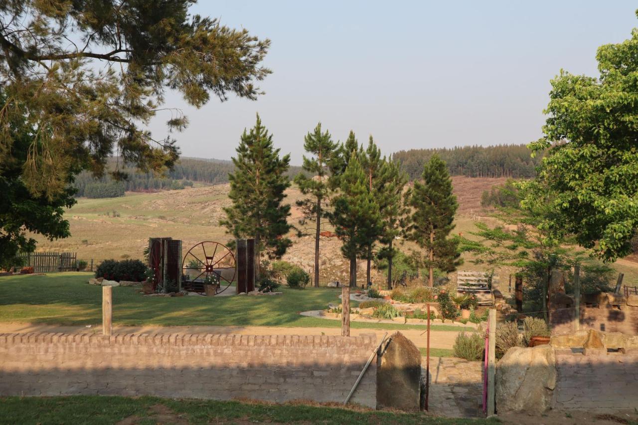 Rocks & Roses Farm Stay Lochiel Exterior foto